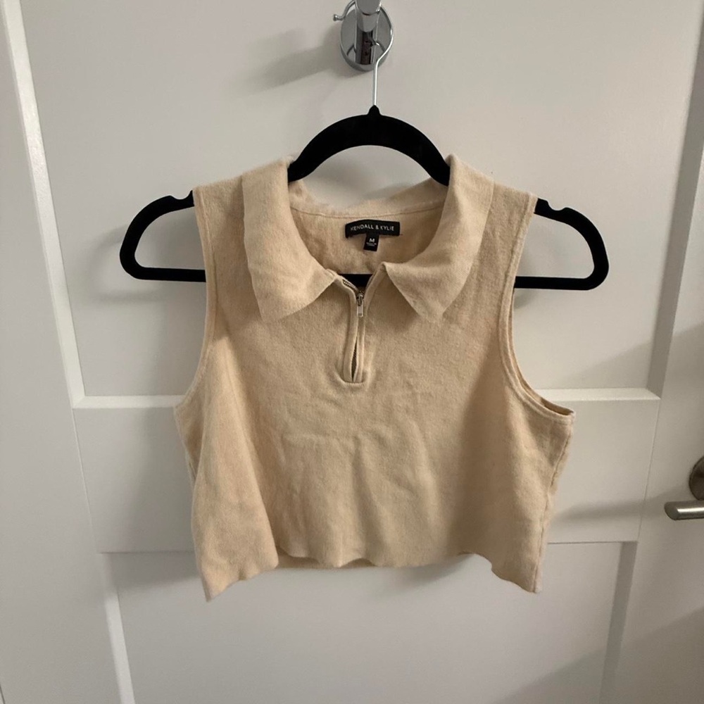 Kendall & Kylie Cream Ribbed Polo Crop Top